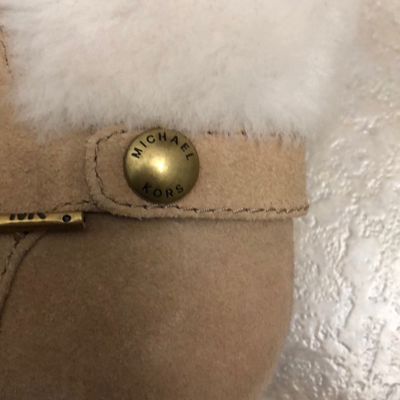 New Michael Kors Leather Wedge Heel Shoe in Tan - Picture 10 of 11